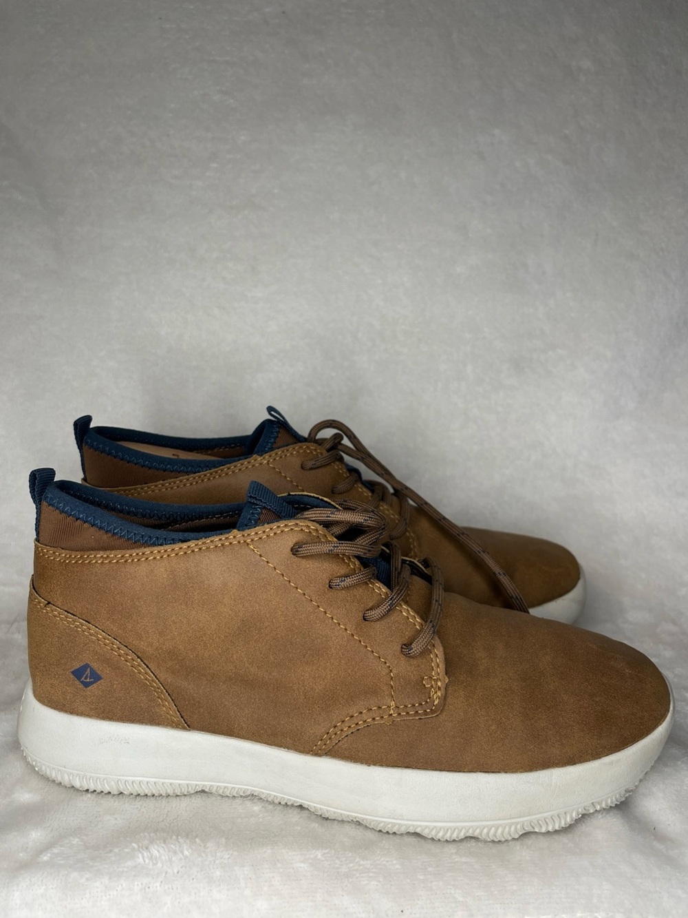 Sperry Kids Size 4 Tan Chukka Sneakers Casual Lace‎ Up Shoes Youth